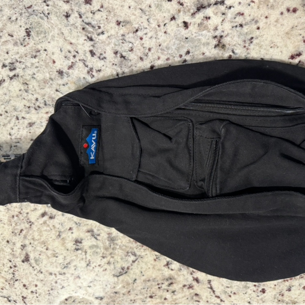 Kavu bag. Black. Great condition. Smoke free $35 or best offer